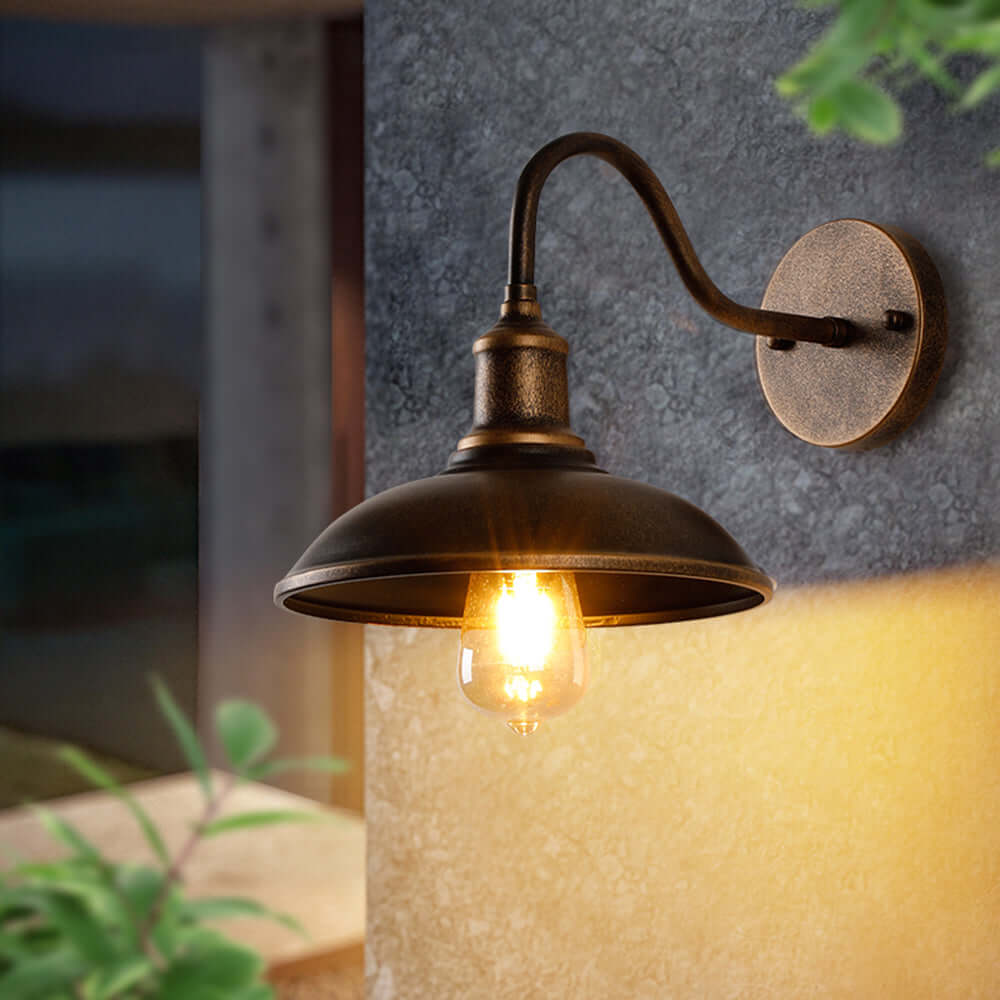 Lámpara de pared rústica para exterior de latón antiguo IP65