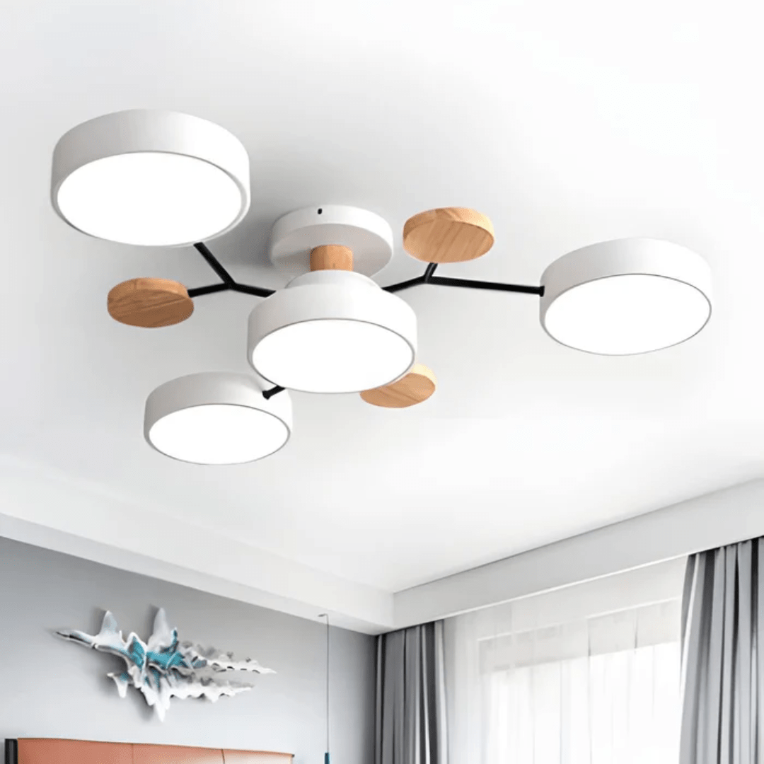 Lámpara de techo LED redonda y moderna con un diseño elegante y minimalista