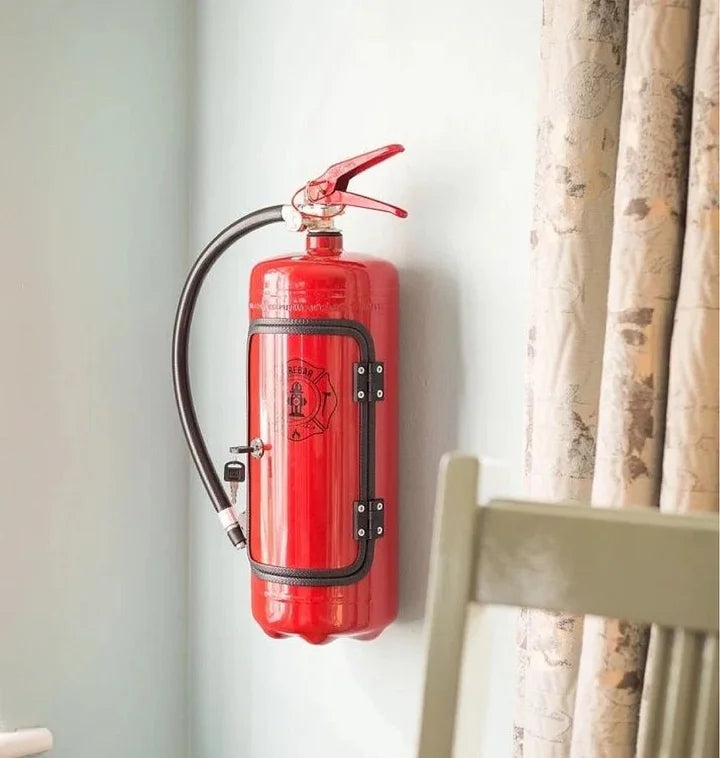 Minibar Oculto en Extintor – Elegante, Discreto y Único