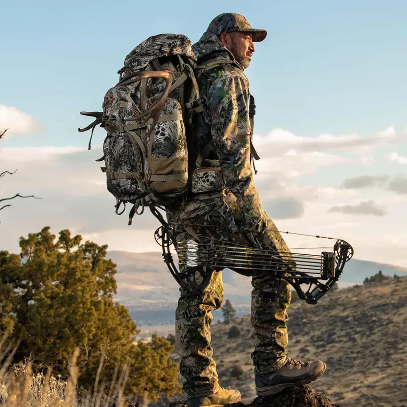 Mochila táctica de caza con estampado de camuflaje para actividades al aire libre
