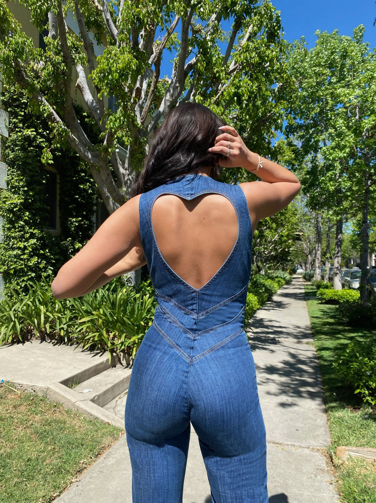 Mono vaquero para mujer con cremallera en estilo vintage moderno