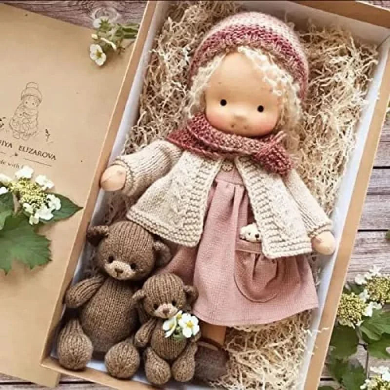 Muñeca de peluche hecha a mano – Juguete Elise de estilo Waldorf
