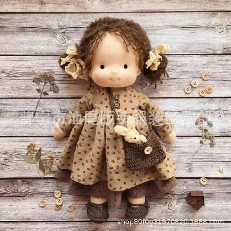 Muñeca de peluche hecha a mano – Juguete Elise de estilo Waldorf