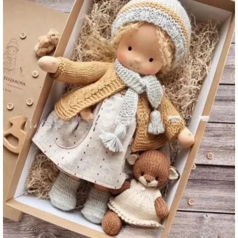 Muñeca de peluche hecha a mano – Juguete Elise de estilo Waldorf