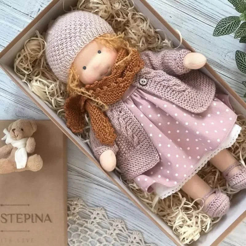 Muñeca de peluche hecha a mano – Juguete Elise de estilo Waldorf