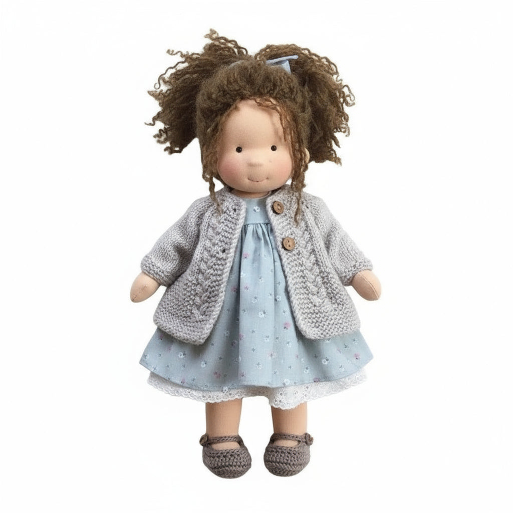 Muñeca Waldorf de algodón hecha a mano para juego creativo