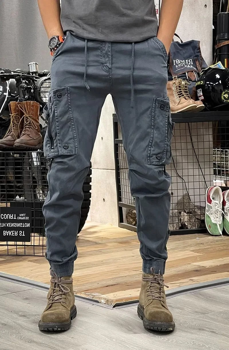 Pantalón cargo elástico
