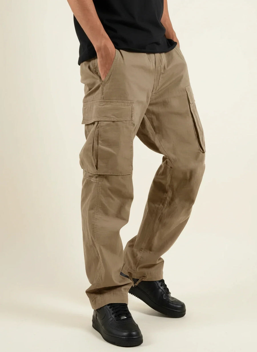 Pantalón cargo para hombre de corte cómodo