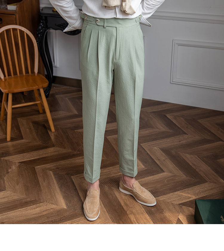 Pantalón de pinzas para hombre con talle alto corte zanahoria