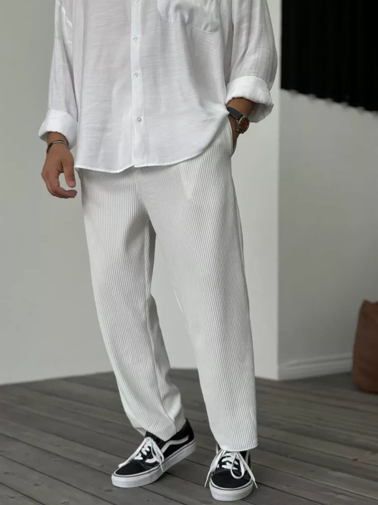 Pantalón plisado de pernera ancha para hombre