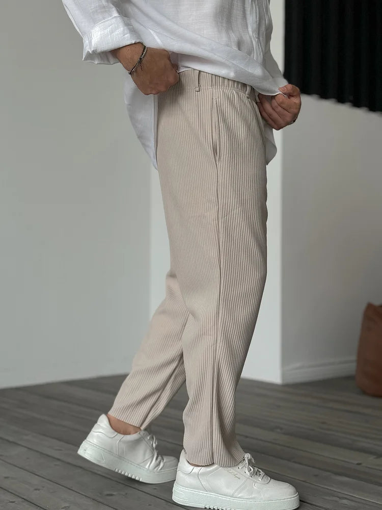 Pantalón plisado de pernera ancha para hombre