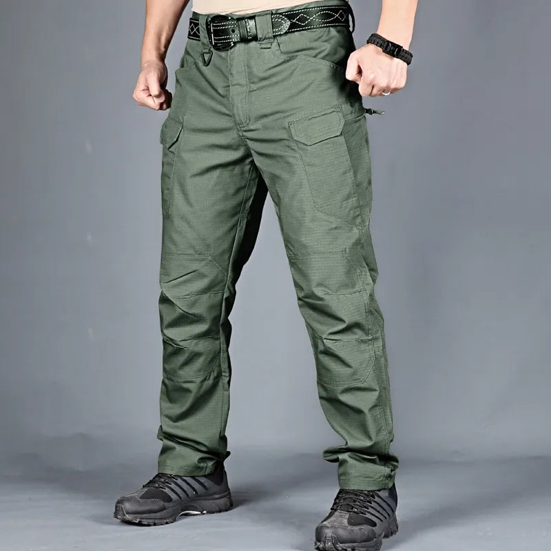 Pantalones resistentes, transpirables y versátiles