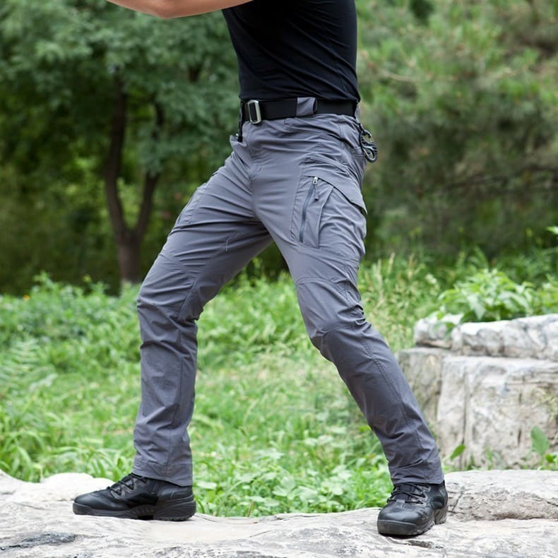 Pantalones resistentes, transpirables y versátiles
