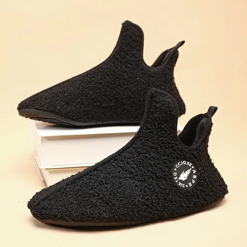 Pantuflas de casa suaves y elegantes para un descanso con estilo