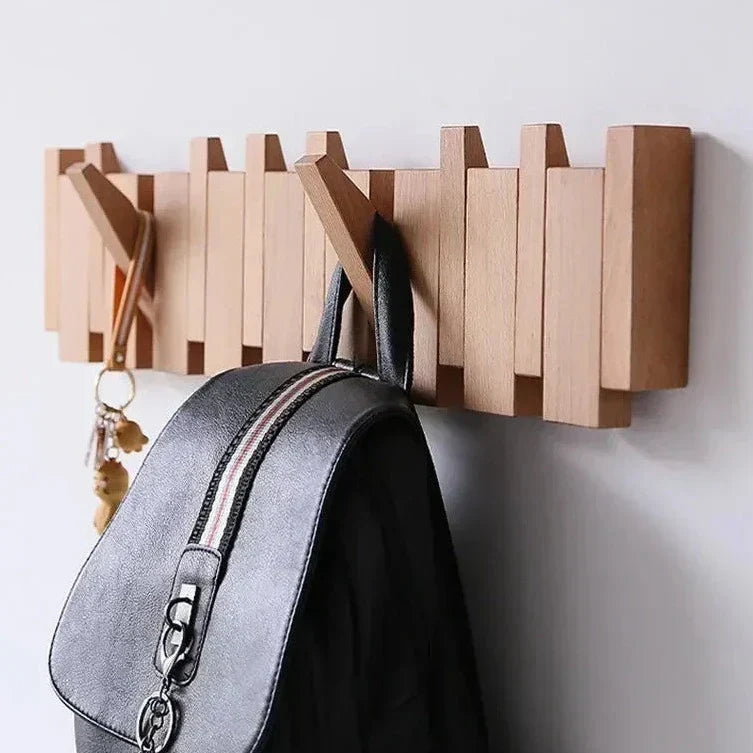 Perchero para abrigos y llaves artesanal de estilo sencillo