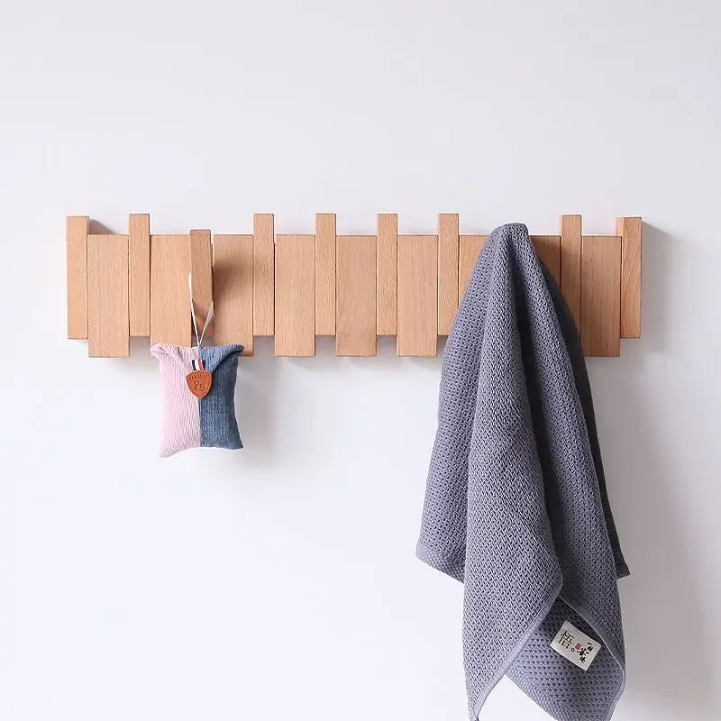 Perchero para abrigos y llaves artesanal de estilo sencillo