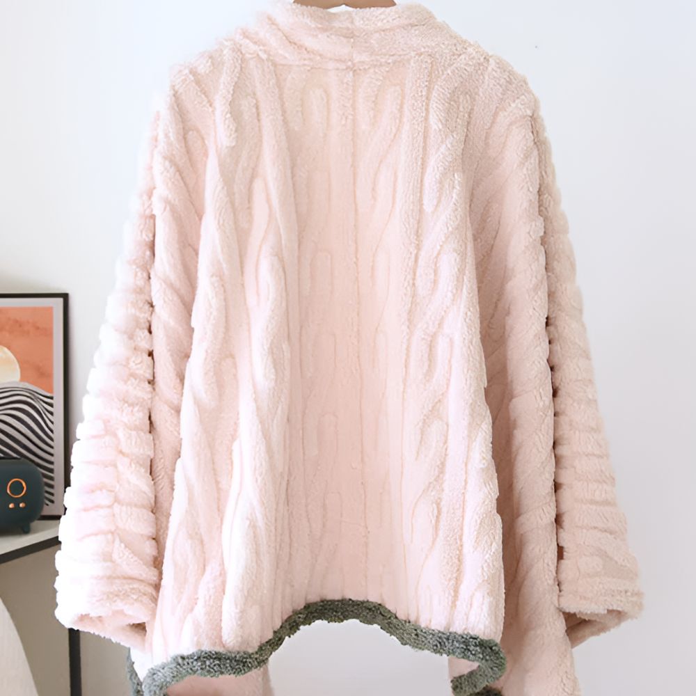 Poncho chal cálido de forro polar con bordado