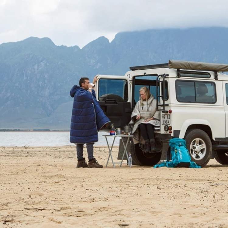 Poncho de exterior con forro polar