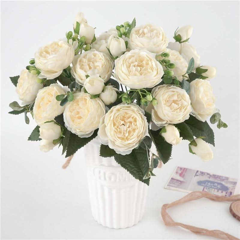 Ramo de peonías artificiales con flores y capullos
