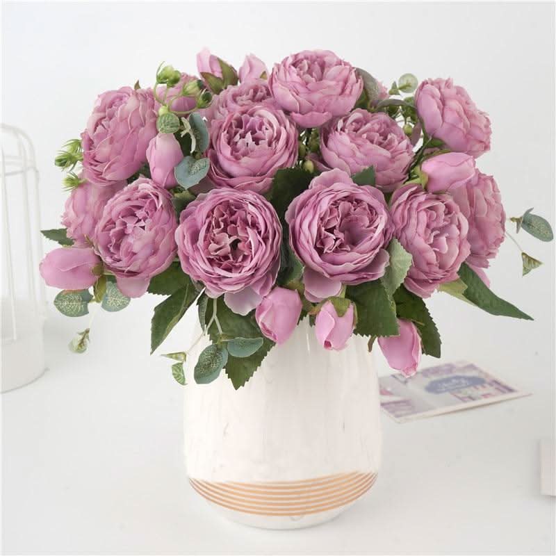 Ramo de peonías artificiales con flores y capullos