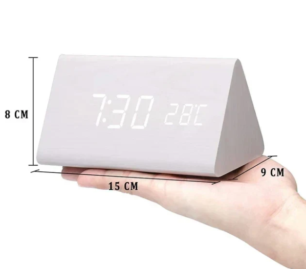 Reloj de madera LED minimalista y elegante