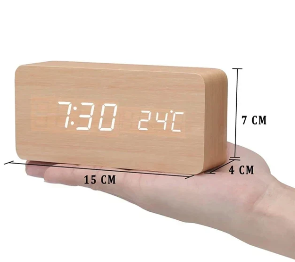 Reloj de madera LED minimalista y elegante