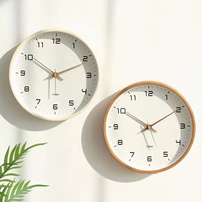 Reloj de pared minimalista de madera