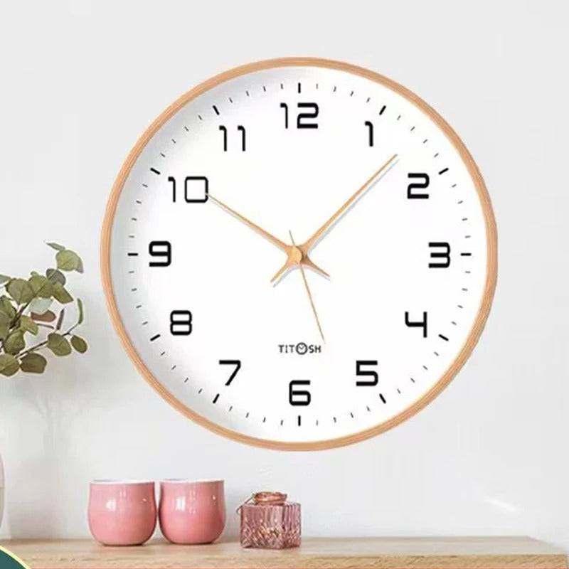 Reloj de pared minimalista de madera