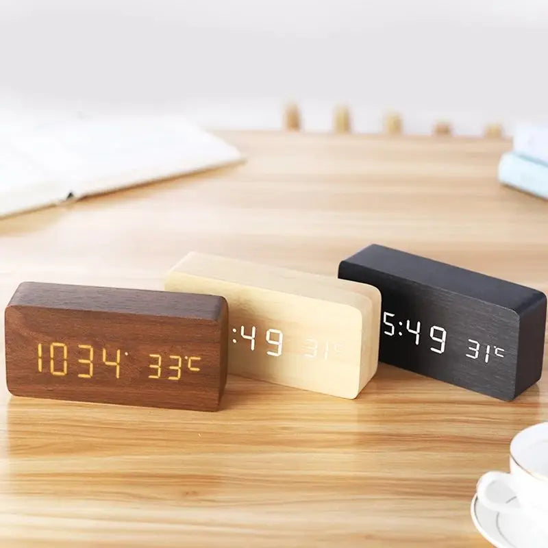 Reloj Despertador Digital de Madera | Pantalla LED, Funcionamiento Silencioso