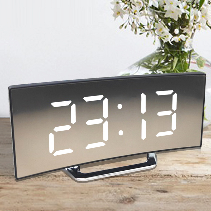 Reloj Despertador Digital LED de Espejo Curvo con Atenuación Automática y Sin Deslumbramientos