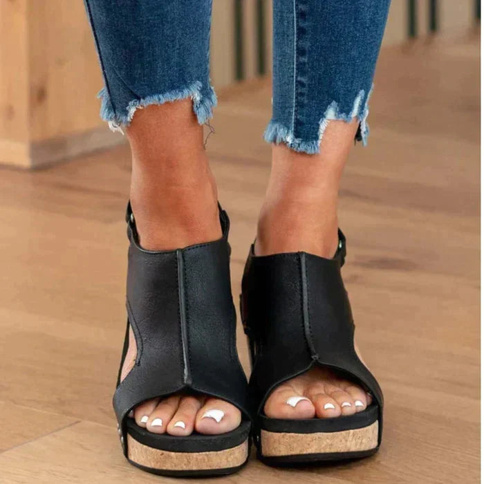 Sandalias de cuña para mujer: calzado de verano cómodo y elegante