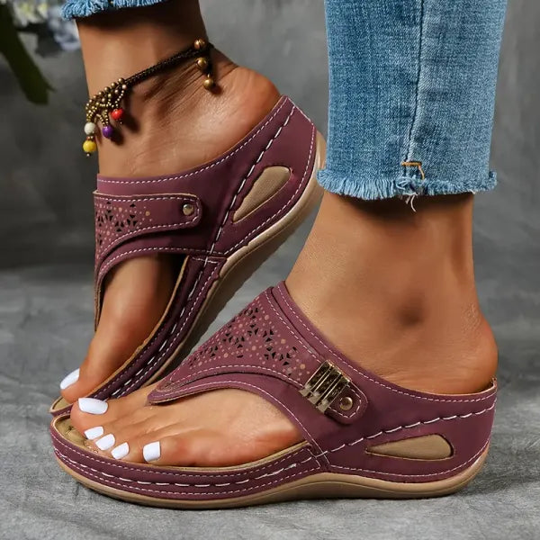 Sandalias ortopédicas con cuña
