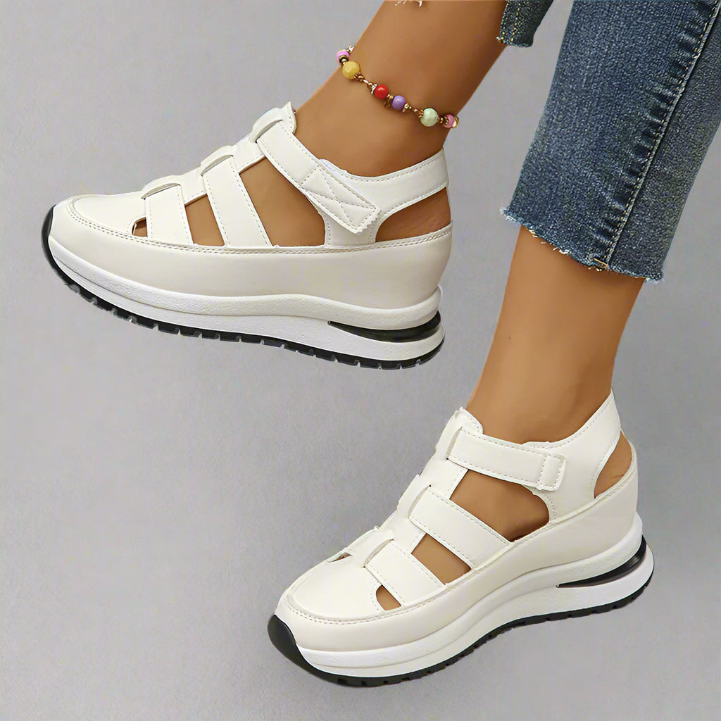 Sandalias ortopédicas elegantes para una máxima comodidad