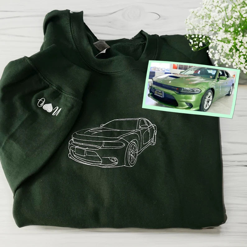 Su coche favorito, con un elegante bordado