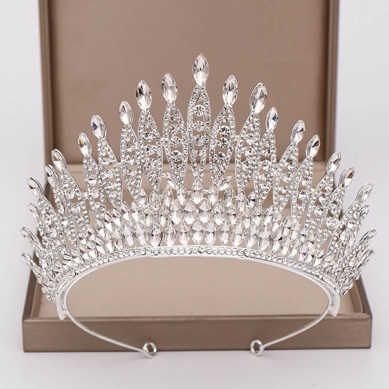 Tiara de cristal con piedras