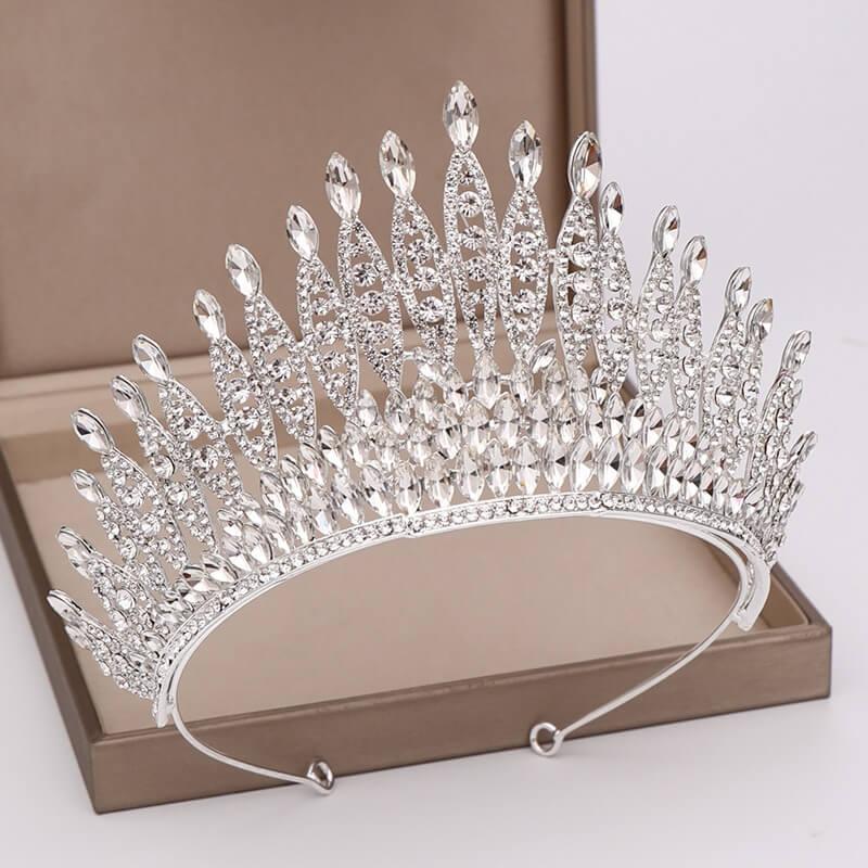 Tiara de cristal con piedras
