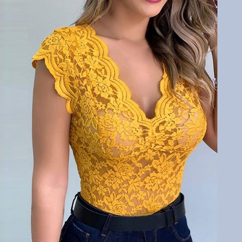 Top de encaje elegante para mujer