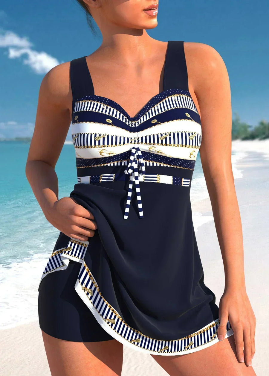 Traje de baño estilizante con falda superpuesta