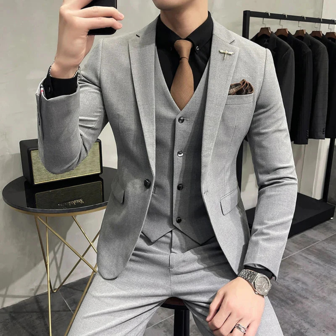 Traje de tres piezas para hombre de corte slim fit | Formal para otoño