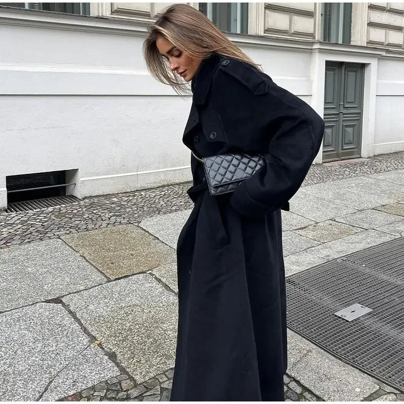 Trench para mujer con doble abotonadura