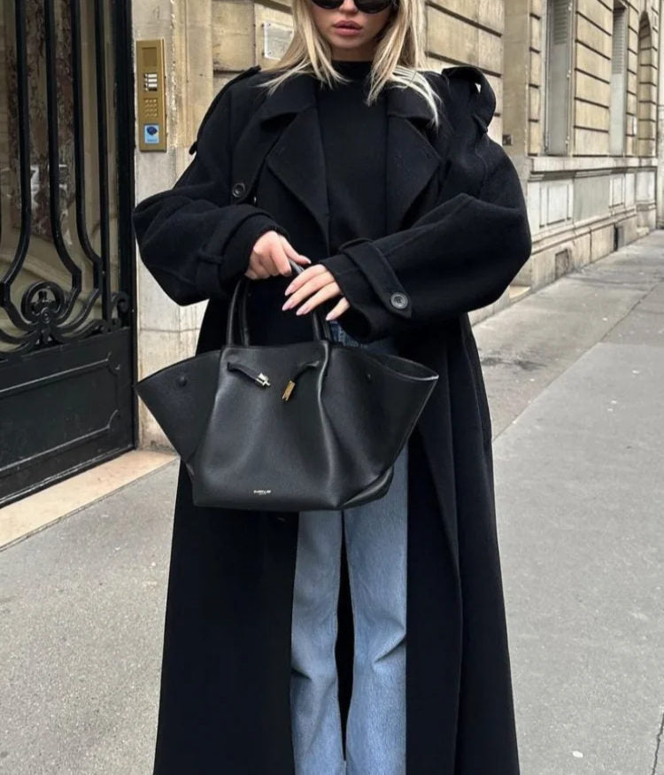 Trench para mujer con doble abotonadura