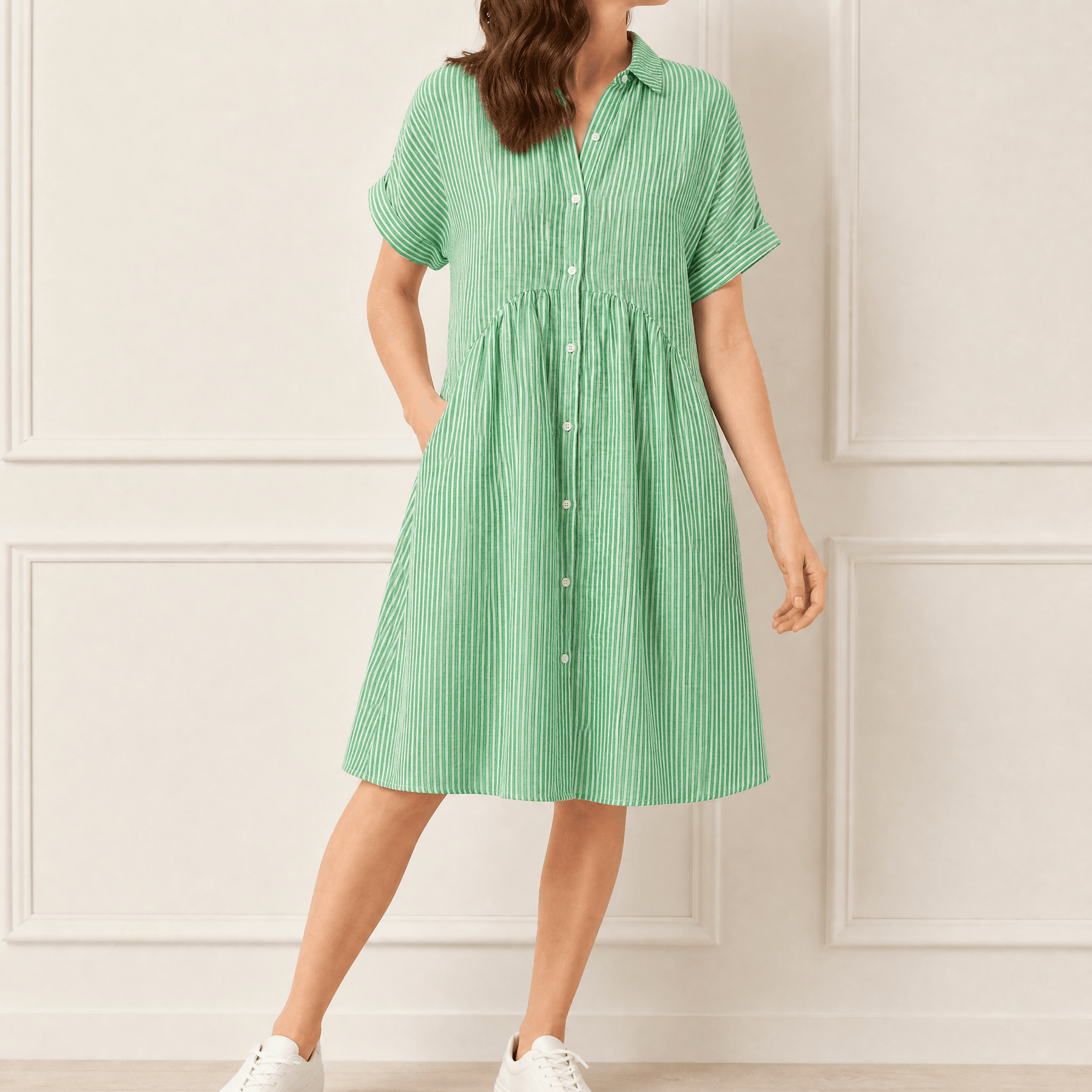 Vestido camisero midi a rayas con bolsillos