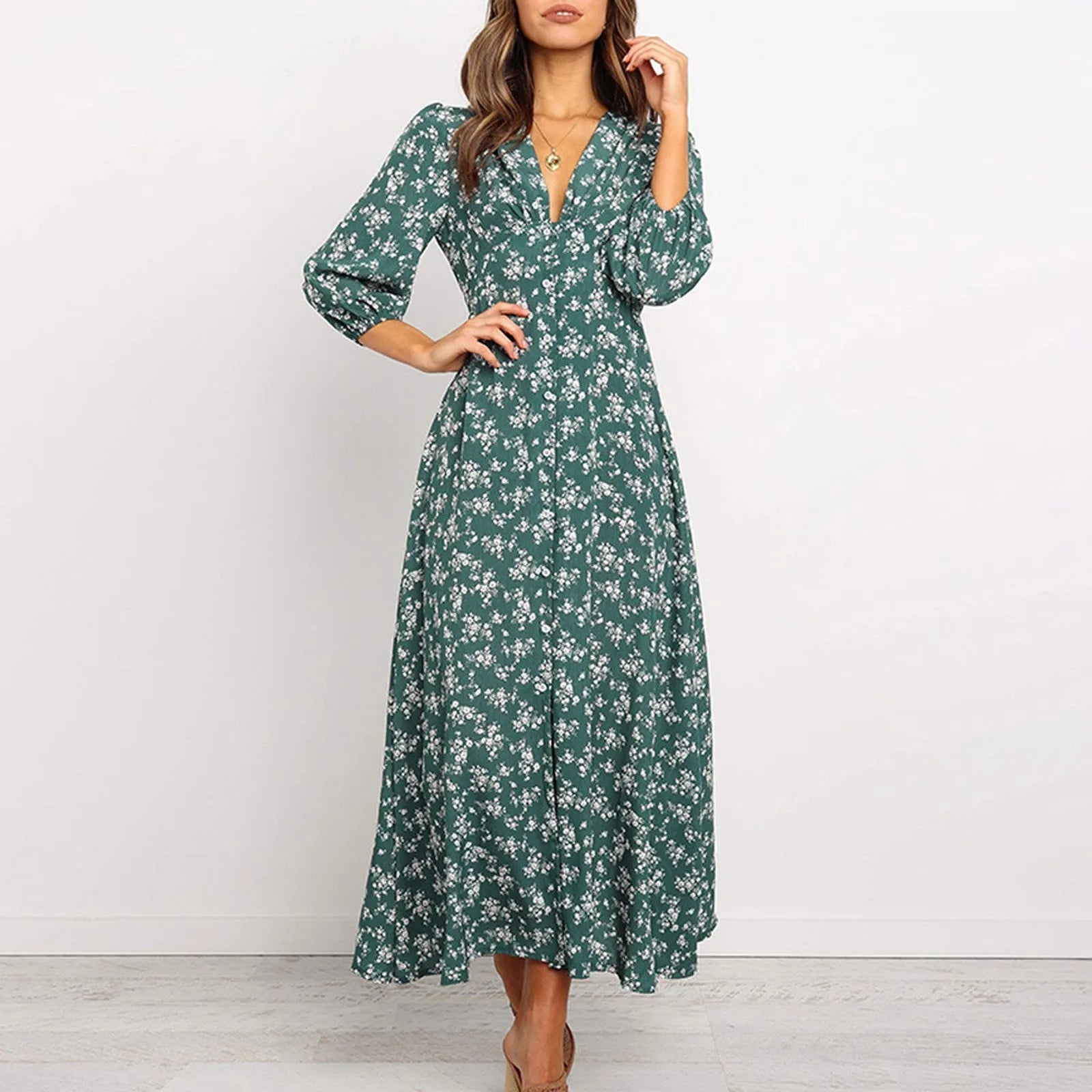 Vestido largo maxi con estampado floral y manga larga