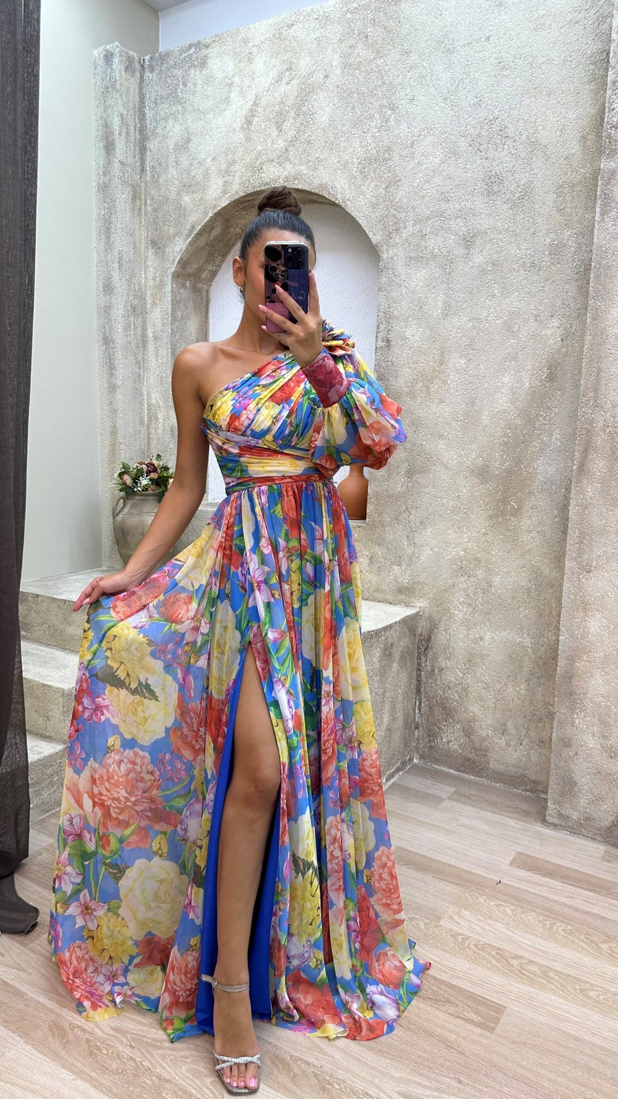 Vestido maxi para mujer asimétrico de un solo tirante – Diseño multicolor y corte elegante