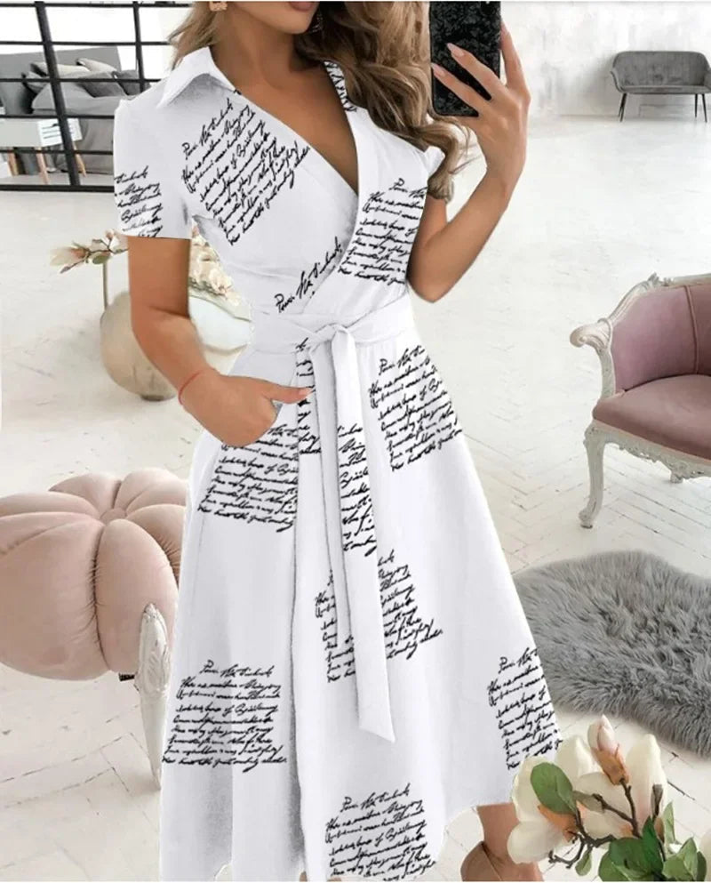 Vestido midi de corte en A con cinturón para mujer