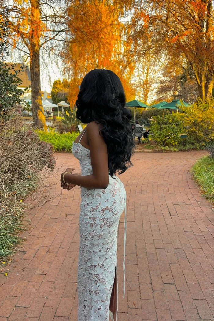 Vestido midi de encaje ajustado para mujer
