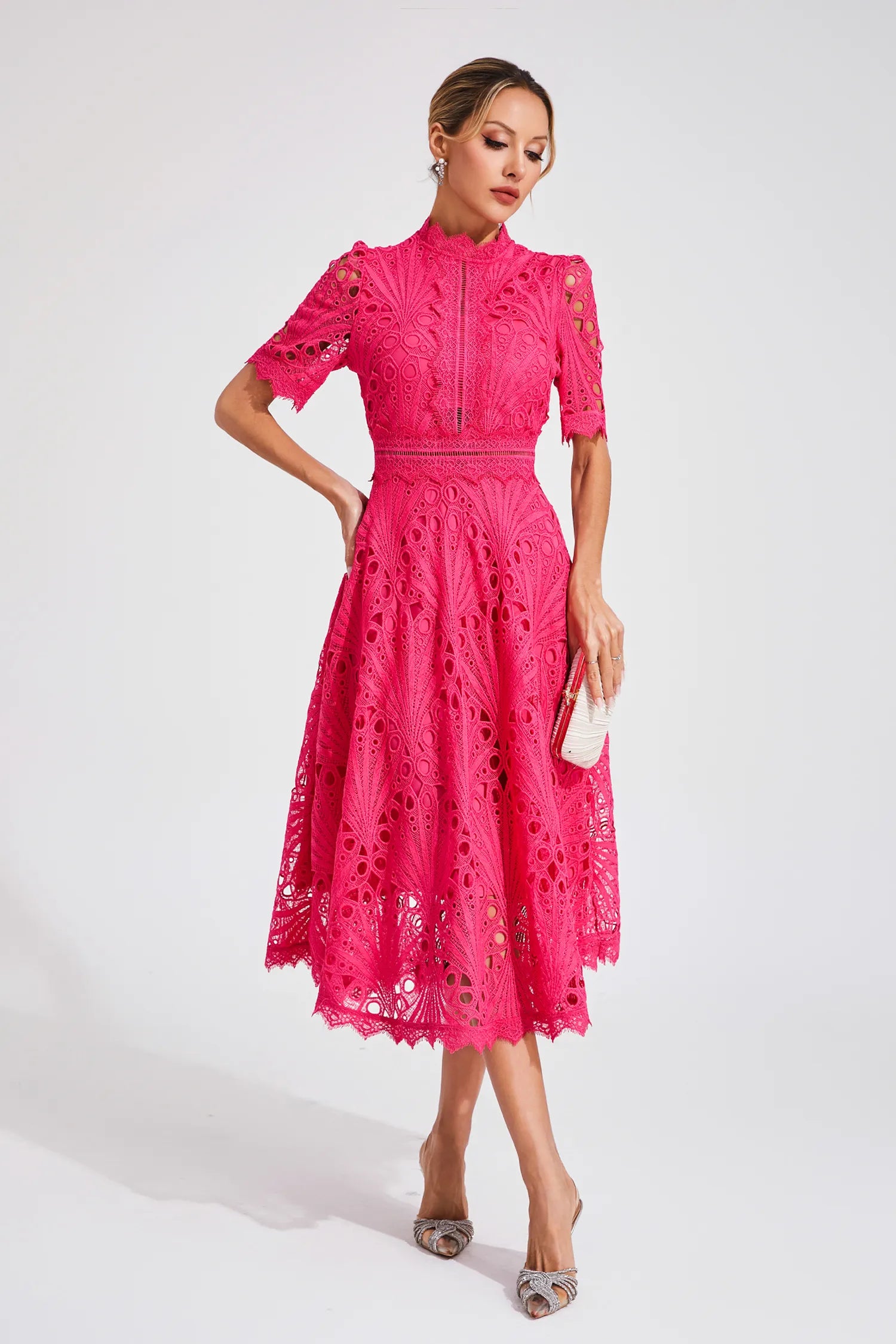 Vestido midi de encaje con falda evasé para mujer