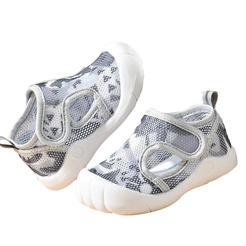 Zapatillas de agua de secado rápido con protección en la puntera para niños pequeños