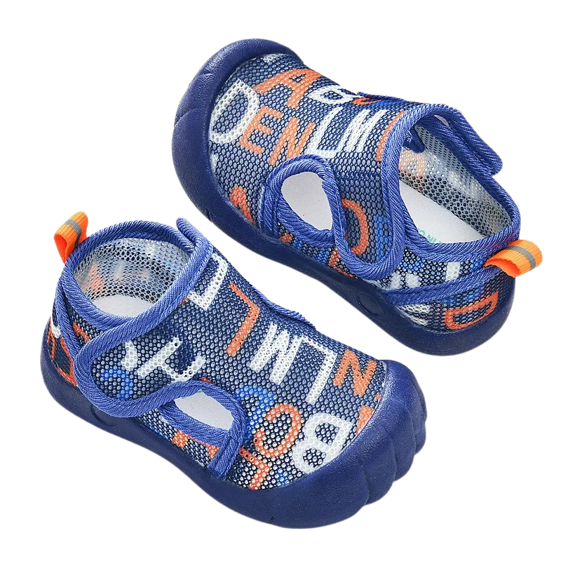 Zapatillas de agua de secado rápido con protección en la puntera para niños pequeños