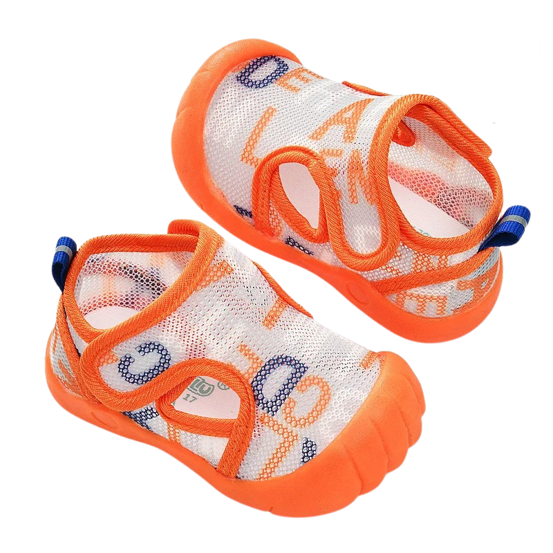 Zapatillas de agua de secado rápido con protección en la puntera para niños pequeños